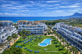 Sunrise House Oliva Nova Beach & MET Apartment - 0