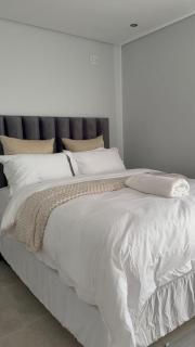 DECADE Self-catering - 1