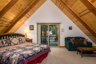 The Lazy Bear Lodge - 6