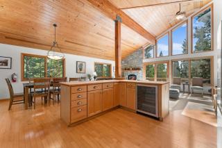 The Wildwood Lodge - 5