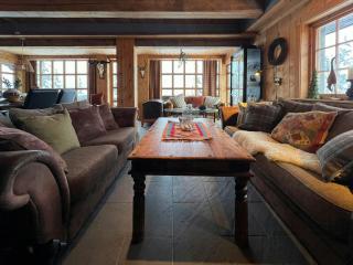 Mountain Cabin By Seven Mountain Lakes In Sloko - 2
