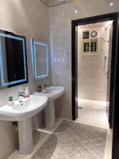 شقة راقية حي البديع بالقرب من الخدمات - 2