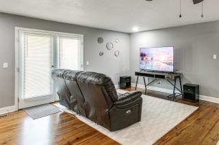 Walk to Tift Regional Health! Refined Home with Yard - 5