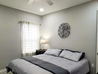 Miramar #2 - Modern & Spacious 3BD3BA - WiFi - 2