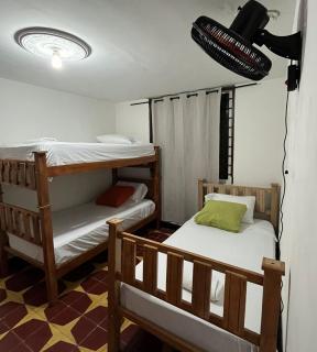 Central House in Gaira, Rodadero Sur - 4