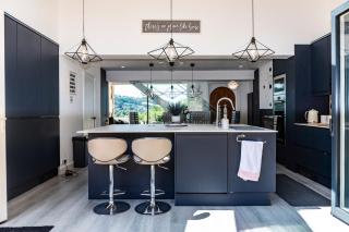 The Manor Hot Tub Escape - Celebrations & Retreats - 4