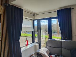 the ring of kerry riverside apartment - 0