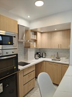 Comfortable semi-basement apartment in Providencia - 8