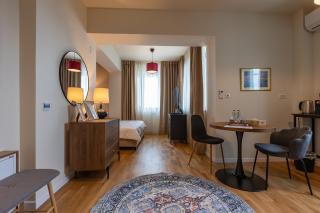 Habitat Suites III - 8