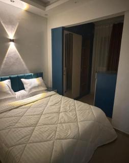 High finishing specs with 3bd beside Auc - 2