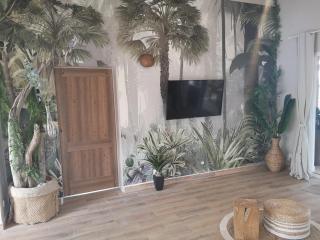 Charmille Charming cottage surrounded by nature and greenery - 0