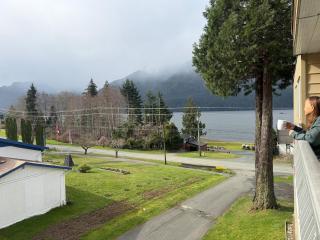 Seaview Condo suite 313 - 1