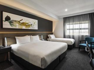 Mercure Sunshine Coast Kawana Waters - 9