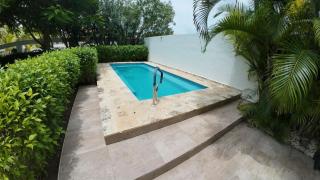 Palm Paradise Condo Pool & Beach - 5