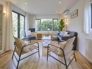 Chalet Sea Birds - 8