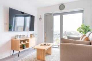 Chique Luxurious Stylish Two Bedroom Apartment - 0