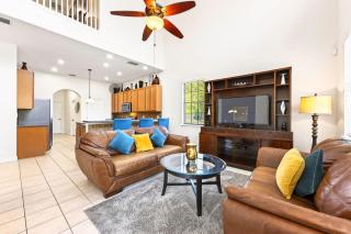 Luxurious 5BR Villa Your Disney Getaway - 8