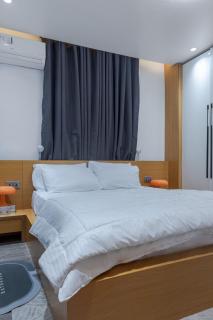 Aiidraproperties - 2