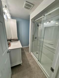 Charming Snow Lake Bungalow - 7