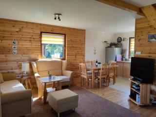 Large, comfortable holiday home with a garden - 9