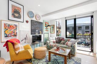 Best Location in CBD, Carpark-Free Designated Park - 0