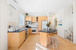 Bec's Beach House Getaway - 1