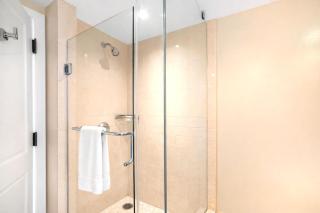Honua Kai Hokulani 4 Free Rental Cars KBM Resorts Extra Large Lanai 4 Units 8 Bedrooms ML-1287 - 1