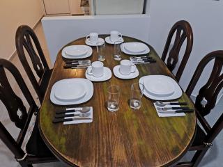 Hogar, Dulce Hogar - 8