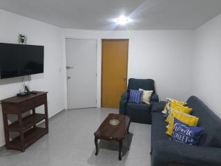 Hogar, Dulce Hogar - 5