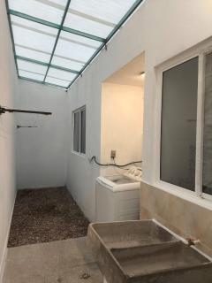 Hogar, Dulce Hogar - 3