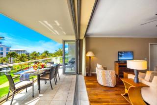 Honua Kai Konea 2 Free Rental Cars KBM Resorts Custom Hardwood Floors 2 Units 5 Bedrooms ML-1412 - 0