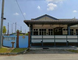 Homestay Bajet Bagan Serai - 0