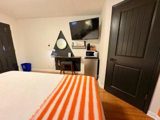 The City Center Motel - 8