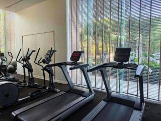 Studio pool view 5mins to Walking street Unixx - 2