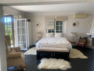 Villa in Grasse with Private Pool - 1