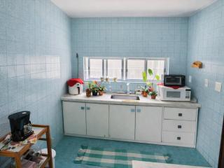 Casa ampla com garagem, 3 quartos, ideal para famílias, a 10 min do centro histórico - 1