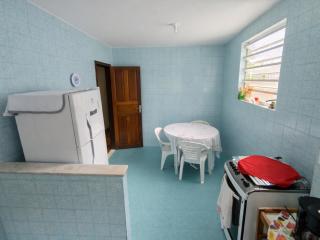 Casa ampla com garagem, 3 quartos, ideal para famílias, a 10 min do centro histórico - 1