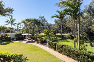 Surfside at Buddina with Direct Beach Access - Buddina - 5