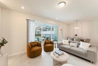 Family 5BR Retreat w Private Splash Pool - Orlando - 2