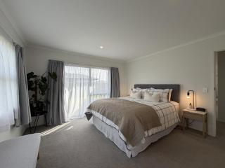 Southern Peaks Panorama - 7