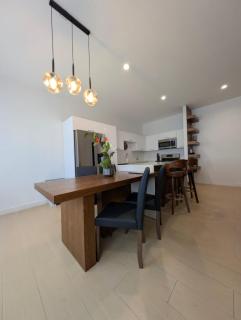 Modern 3 BR- 3 bath Cascade 5 mins from Downtown POS Pool - 9