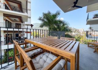 Oasis Riverfront Resort-Style One Bedroom - 3