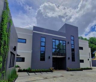 Modern 2 BR Pool 5 mins from Downtown POS - 9