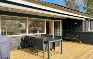 3 Bedroom Pet Friendly Home In Dannemare - 4