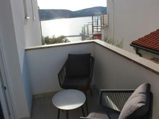 Seaview Apartment in Stara Novalja - 7