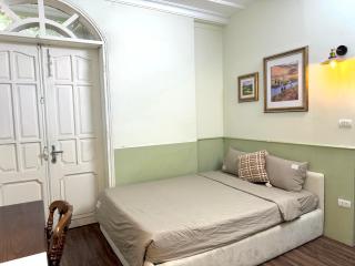 Hidden Alley Homestay - Near Old Quarter - 2