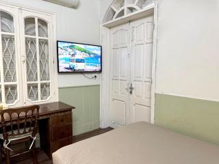 Hidden Alley Homestay - Near Old Quarter - 1