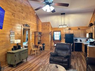 ER37 - Hi-Bear-Nate Great Location,,Close to town cabin - 1