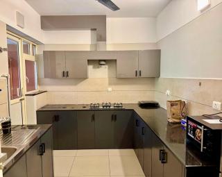 2 Bedroom Flat in the Centre of HiLITE City - 7