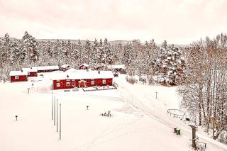 Timmerhus komplett mindre bostad med tillgång till stort servicehus - 5